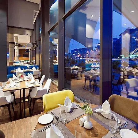 Novotel Otel 5*