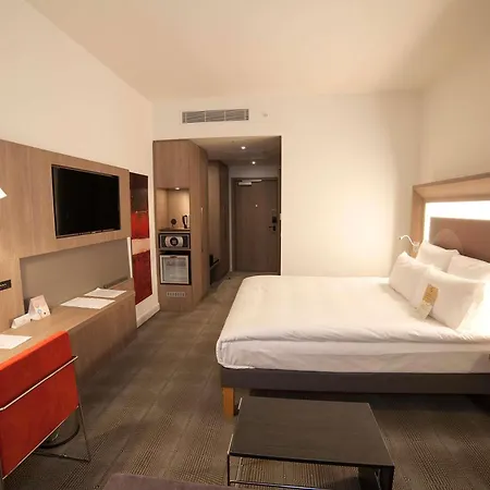 Otel Novotel