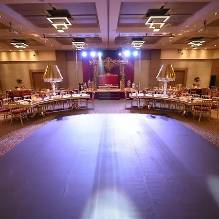 Otel Novotel